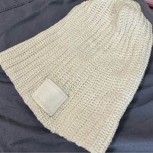 love your melon beanie (all white)
